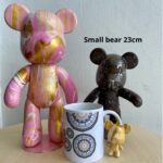 Examples of fluid art bears: Medium bear 33cm; Small bear 23cm; Keychain bear 6.5cm